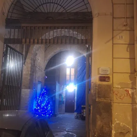 Le Zie Di Sedile Di Porto Neapol
